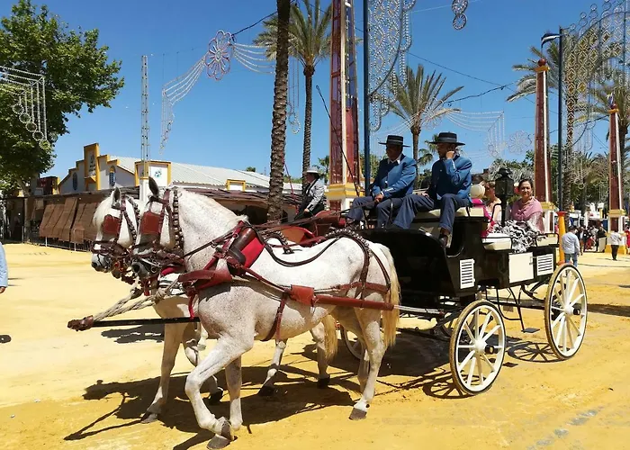 Casa Valientes A - Parking Privado Gratis & Patio Interior *